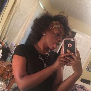 Meet your Posher, Destiny